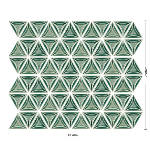 名古屋モザイク / クロザネイ Cloisonne 43×38三角形特殊面状裏