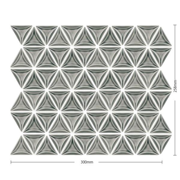 名古屋モザイク / クロザネイ Cloisonne 43×38三角形特殊面状裏ネット