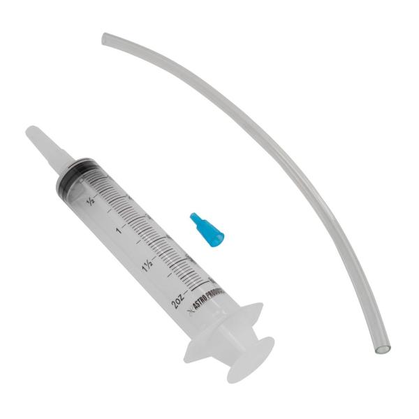 ■商品説明：水やブレーキフルードなど、低粘度のオイル吸引、注入が可能な小型のプラスチック製シリンジです。ホースやノズルが付属しているので、作業に合わせて使用することができます。液体の量が分かる目盛り付きです。保管用のキャップ付きです。■商品...