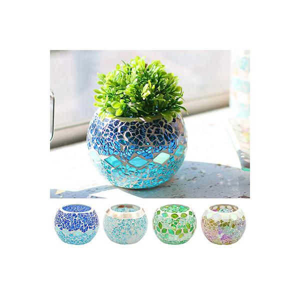 ガラスの透け感が涼しげなモザイクガラスのキャンドルホルダーです。鮮やかで透明感のあるモザイク。光を受けて変化する表情も楽しみの1つです。キャンドルホルダーやミニサイズの植物を植える鉢植えや鉢カバー、小物入れなどにもご利用いただけます。お部屋...