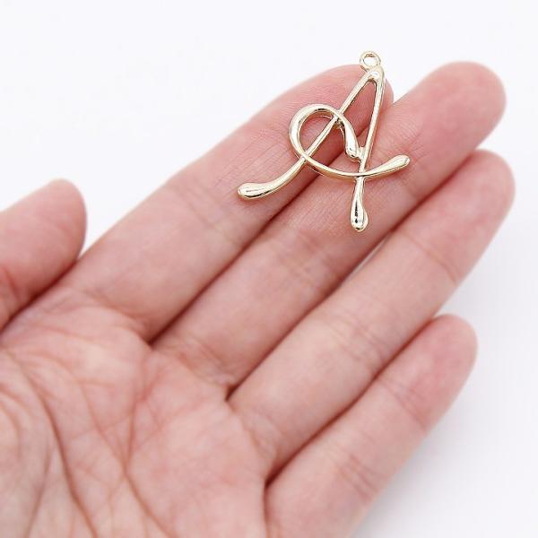 L A 筆記体のイニシャルチャーム 1個 A G ゴールド アルファベット 英語 大文字 K16gp 高品質 英字 Buyee Buyee Japanese Proxy Service Buy From Japan Bot Online