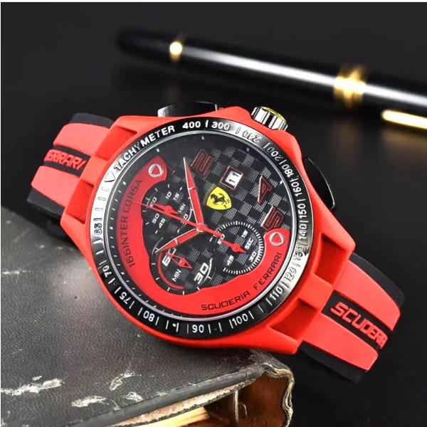 44mm Scuderia Ferrari ダイバー クロノグラフ レーシング