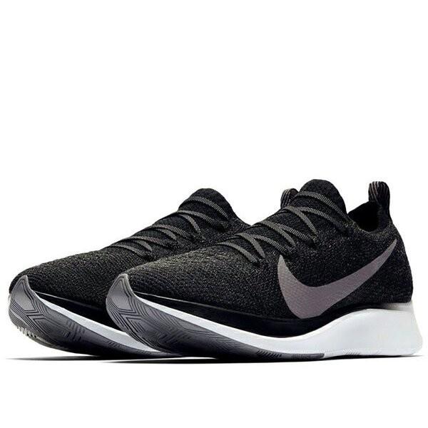 zoom fly flyknit nike