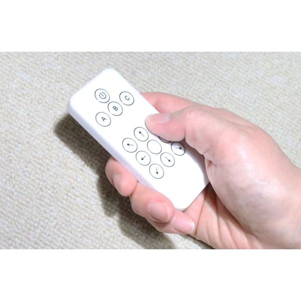 パチンコ 無線式玉不要コントローラ用 薄型リモコンです