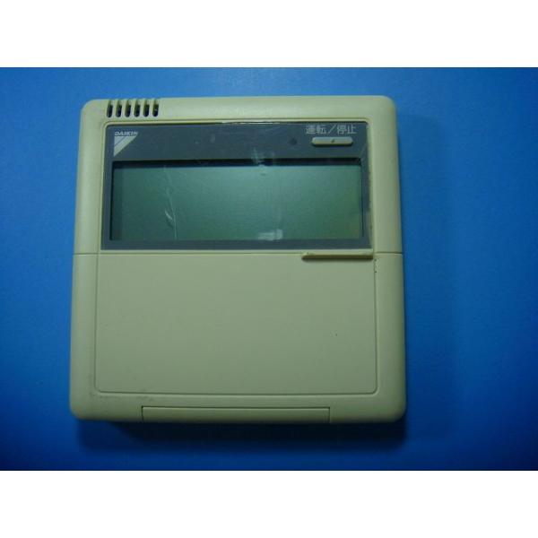 メーカー：ダイキン型番： BRC1C1 付属品：本体（写真内の物ですべてになります）【商品の状態】使用感、スレキズ、日焼け等あります。