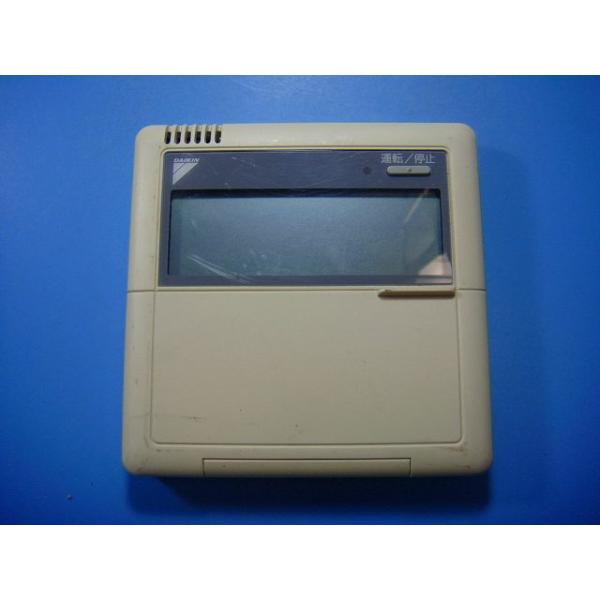 メーカー：ダイキン型番： BRC1C1 付属品：本体（写真内の物ですべてになります）【商品の状態】使用感、スレキズ、日焼け等あります。