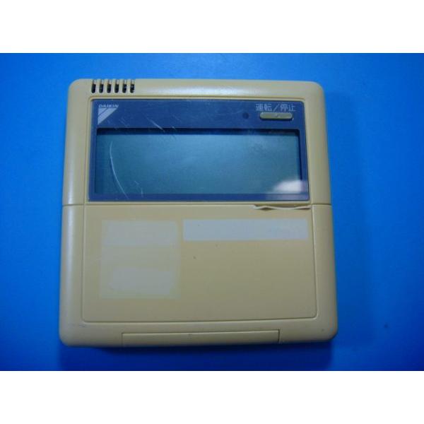 メーカー：ダイキン型番：BRC1C2付属品：本体（写真内の物ですべてになります）【商品の状態】使用感、スレキズ、日焼け等あります。上蓋開けるつまみ割れていて開けにくいです。