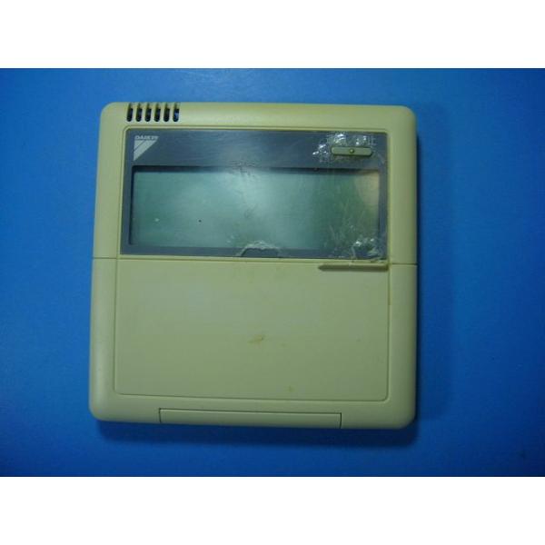 メーカー：ダイキン型番： BRC1C1 付属品：本体（写真内の物ですべてになります）【商品の状態】使用感、スレキズ、日焼け等あります。うらふたありません