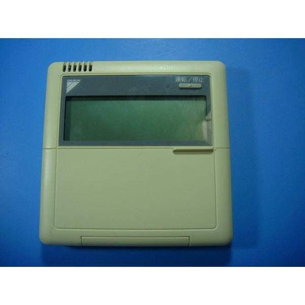 メーカー：ダイキン型番：BRC1C1付属品：本体（写真内の物ですべてになります）【商品の状態】使用感、スレキズ、日焼け等あります。