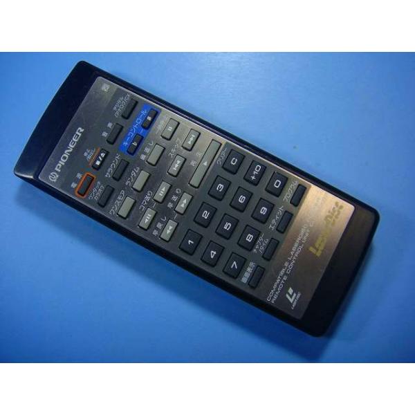 メーカー：パイオニア型番：CU-CLD073付属品：本体（写真内の物ですべてになります）【商品の状態】使用感、スレキズ、日焼け、汚れ等あります。全ボタン赤外線による動作確認OKでした。不具合がある場合は下記に記載致します。不具合：なし