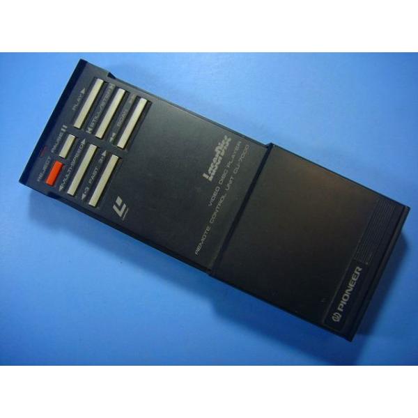 メーカー：パイオニア型番：CU-7000付属品：本体（写真内の物ですべてになります）【商品の状態】使用感、スレキズ、日焼け、汚れ等あります。全ボタン赤外線による動作確認OKでした。不具合がある場合は下記に記載致します。不具合：なし