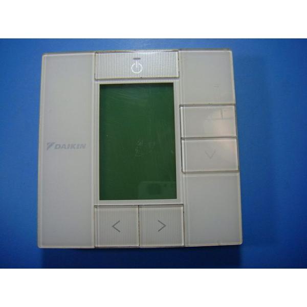 メーカー：ダイキン型番：BRC1G2付属品：本体（写真内の物ですべてになります）【商品の状態】使用感、スレキズ、日焼け等あります。