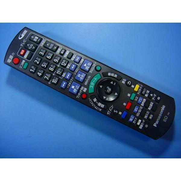 メーカー：Panasonic型番：N2QAYB000697付属品：本体（写真内の物ですべてになります）【商品の状態】使用感、スレキズ、日焼け、汚れ等あります。全ボタン赤外線による動作確認OKでした。不具合がある場合は下記に記載致します。不具...