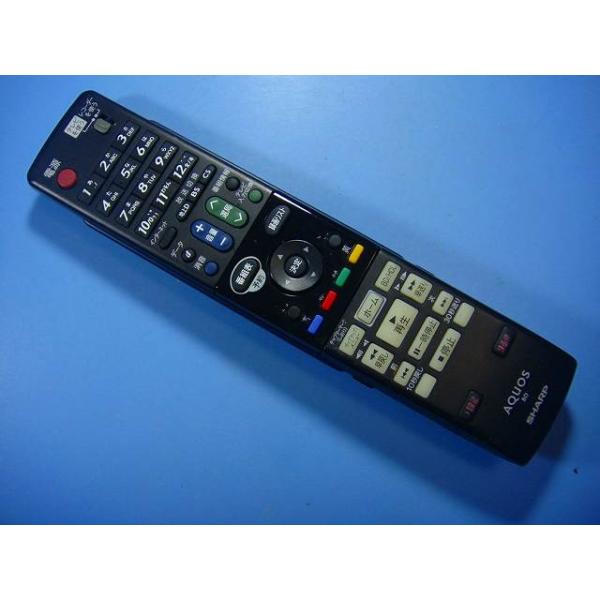 メーカー：SHARP型番：GA955PA付属品：本体（写真内の物ですべてになります）【商品の状態】使用感、スレキズ、日焼け、汚れ等あります。全ボタン赤外線による動作確認OKでした。不具合がある場合は下記に記載致します。不具合：なし