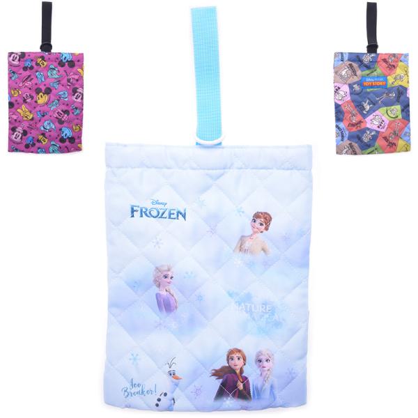 小学校・幼稚園・保育園の入園入学準備に。体育館シューズや上履きを入れるケースです。丈夫なポリエステル生地なので気にせず洗えます。内側にネームタグあり【素材】ポリエステル100% キルト【サイズ】　幅約21cm　高さ約28cm （持ち手含む高...