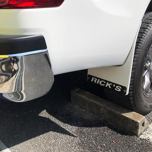 Rick’s リミテッドチトセ　ハイラックス　マッドガード リミテッドチトセ】RICK'S マッドガード RICK'Sプレート(素地