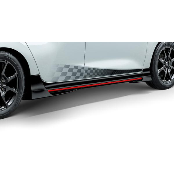 TRD ヤリス【1#系/21#系】2019.12〜2024.03 GRサイドスカート
