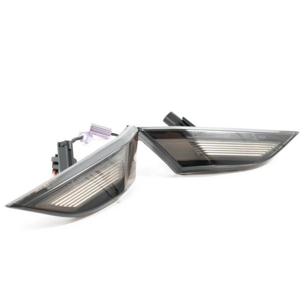 ほぼ新品　ポルシェ純正　991 981 718 サイドマーカー ウィンカー ポルシェ 991/981/718ボクスター/718ケイマン LEDサイドマーカーライト