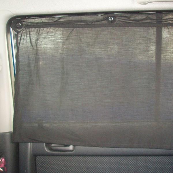 ヤック サイドカーテン 車 黒 吸盤 日差しカット 1枚入り Ls 135 雑貨 車用品 アーティクル2号店 通販 Yahoo ショッピング