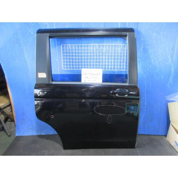 ステップワゴン DBA-RK5 右スライドドア カラー/ PB81P 67510-SZW