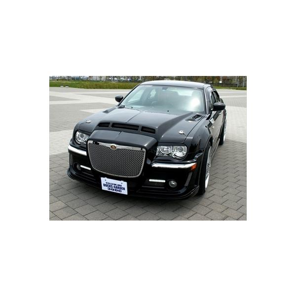 クライスラー 300C FRPエアロボンネット 塗装済み : オートスタイル
