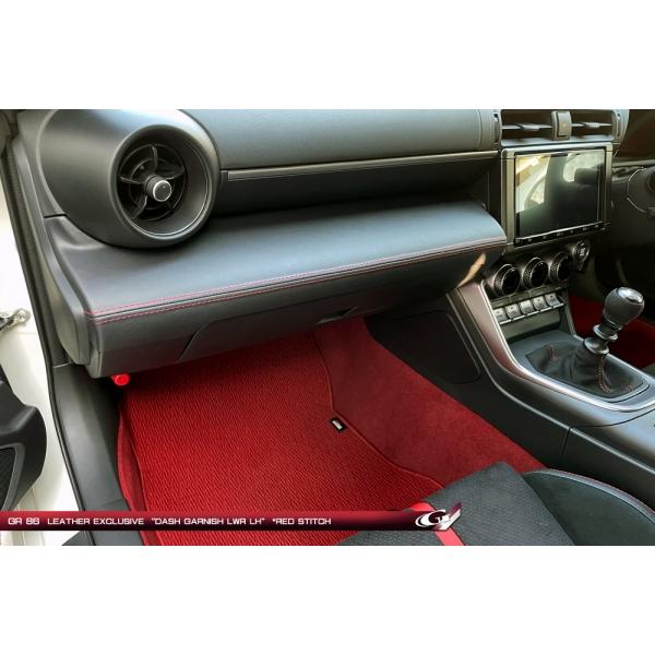 GR86 ダッシュガーニッシュLWR 助手席 ウルトラスウェード黒 グラージオ GR86 ZN8型 レザーエクスクルーシブ ダッシュガーニッシュLWR 助手席側