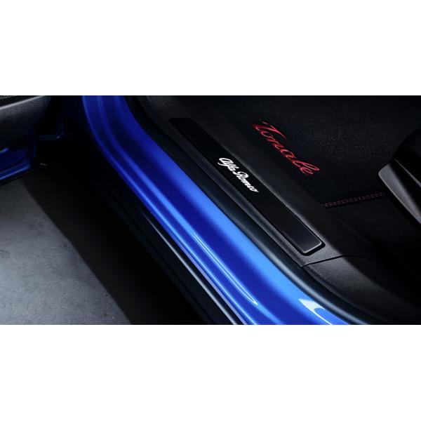 アルファロメオ（ALFA ROMEO） 純正 ドアシルモールディング トナーレ