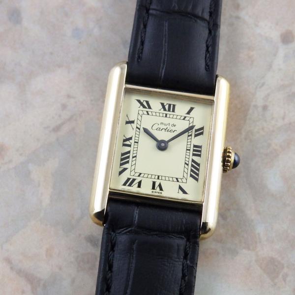 Cartier タンクソロ 腕時計/ベルト2本、持ち歩きポーチ2つ付き Cartier タンクソロ 腕時計/ベルト2本、持ち歩きポーチ2つ付き