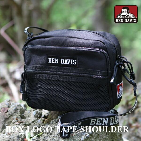 ブラックショルダーバッグ MARC JACOBS＊ショルダーバッグ