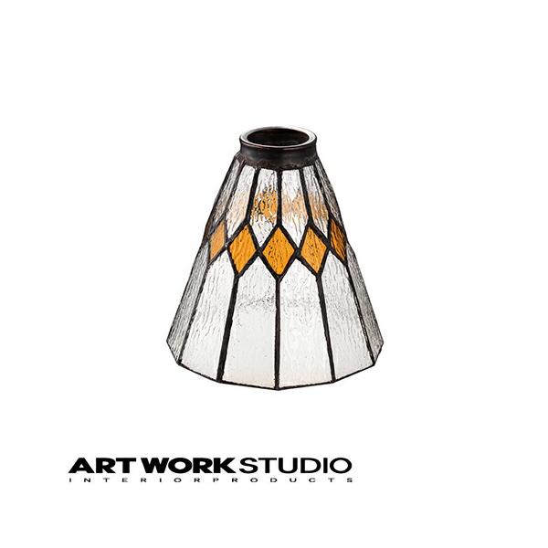 最終値下げ！新品・未使用品！アートワークスタジオ ステンドグラス シェード アートワークスタジオ ステンドグラス ペンダント チェッカー [電球