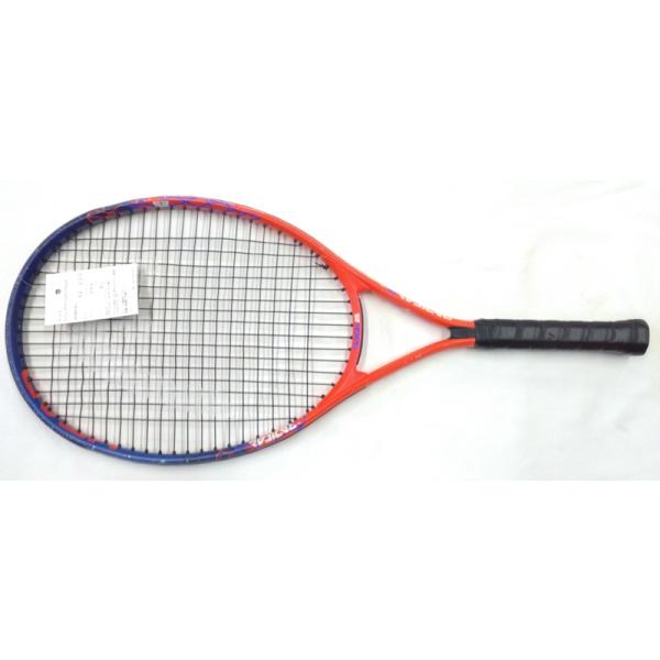 RADICAL Jr.シリーズはこれからテニスを始めようとする子供たちに最適。アルミ製のフレームにはユニークなダンププラスを採用し、衝撃を吸収することによって振動を抑えます。RADICAL 25は、オールラウンドなプレイを目指す9〜11歳の...