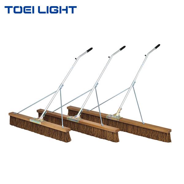 【商品名】コートブラシS150SS【型番】G1612【サイズ】幅150cm【重さ】5.5kg【素材】ブラシ材質:シダ(毛の長さ14cm)、柄材質:アルミパイプアルマイト仕上(サイズ25mmＸ135cm)●補強ステー付●柄固定フック付【メーカ...