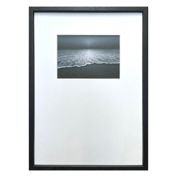 【仕様】サイズ：275x382x20mm重さ：880g材質：天然木・ペット樹脂・紙特徴：吊金具仕様：ヒモ特記事項限定生産品です。突然の品切れにより作品をご用意できない場合もあります。その際はご容赦ください。アートの飾り方 説明書付き▼詳細は...