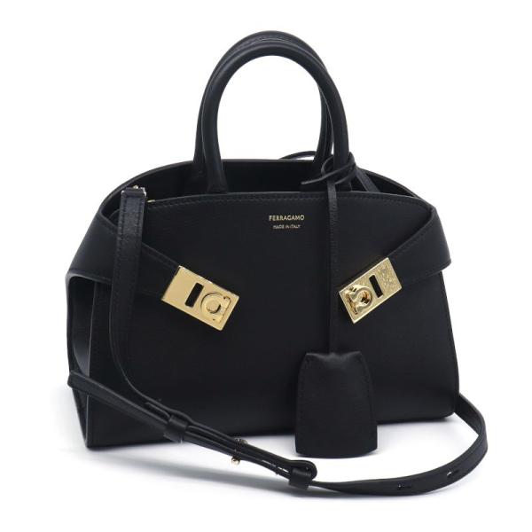 FERRAGAMO（フェラガモ） ハグ ハンドバッグ XS 215975768853 ブラック
