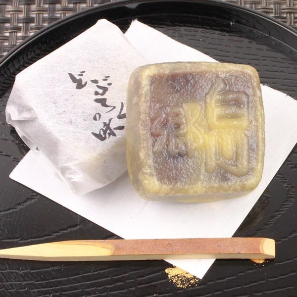 秘境・白川郷に伝わる御神酒『どぶろく』を模した伝統和菓子、『どぶろく風酒蒸しきんつば』です。甘さ控えめで上品なお味の餡を包む生地に、飛騨の造り酒屋が醸すどぶろく風のにごり酒を練り込み、焼かずに蒸すことで甘い酒香と風味が効いたきんつばに仕上げ...