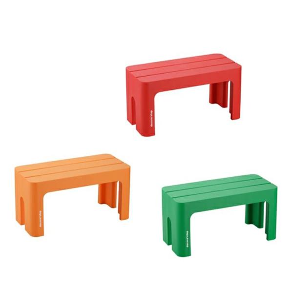 仕様サイズ：約590×280×300mm材質：滑り止め：ポリプロピレン、エラストマー樹脂カラー：レッド,オレンジ,グリーン重量：約2450g原産国：日本耐荷重：約100kgポイントカラフルデザインのステップ使い方はいろいろ楽しめます。玄関段...