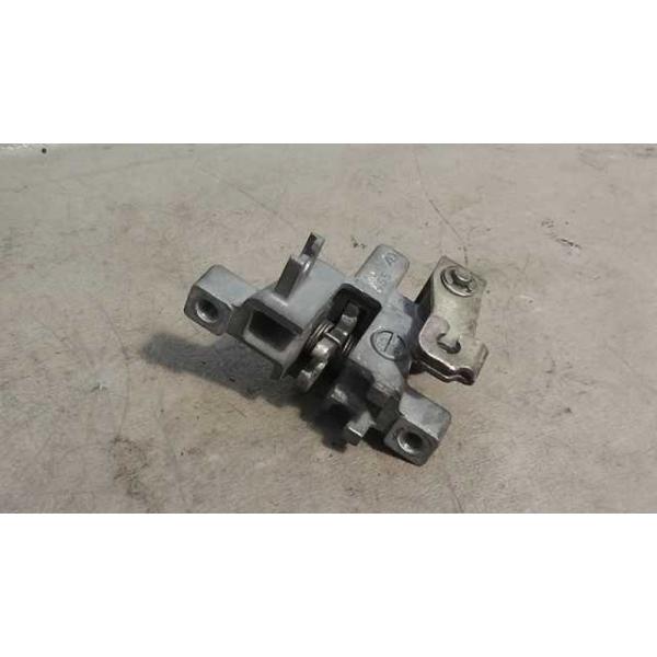 マジェスティ C SG03J-029xxx の シートロック *1411010978 中古