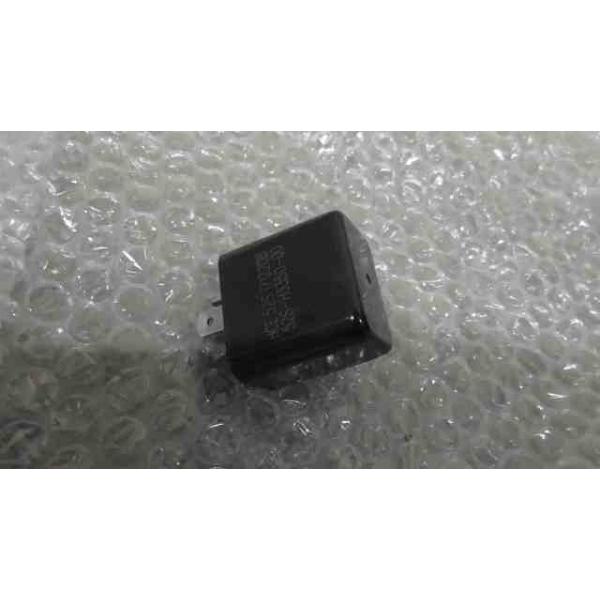 アクシスZ SED7J-010xxx の ウインカーリレー *1680750154 中古