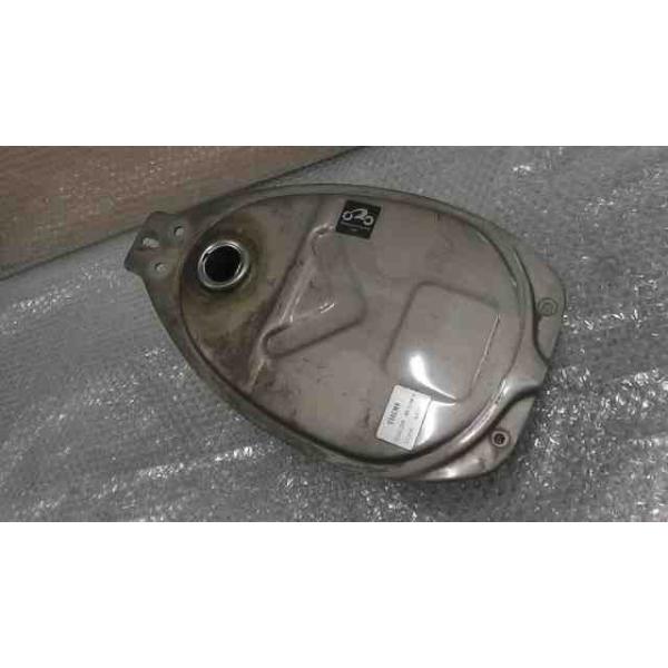 スーパーカブ50 AA01 ガソリンタンク　FI カブ 50 FI カスタム AA01-1748xxx の ガソリン タンク