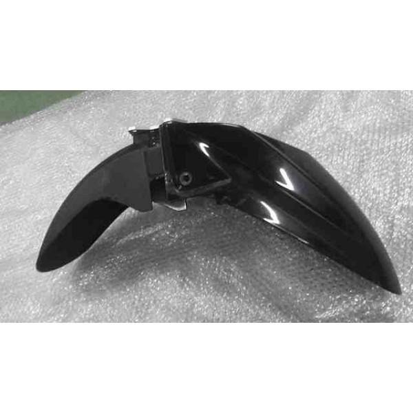 GSR250 LC6GJ55D00119xxx の フロントフェンダー 傷 *1685668548 中古