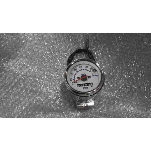 ビーノ2スト SA10J-073xxx の スピードメーター *1695693589 中古