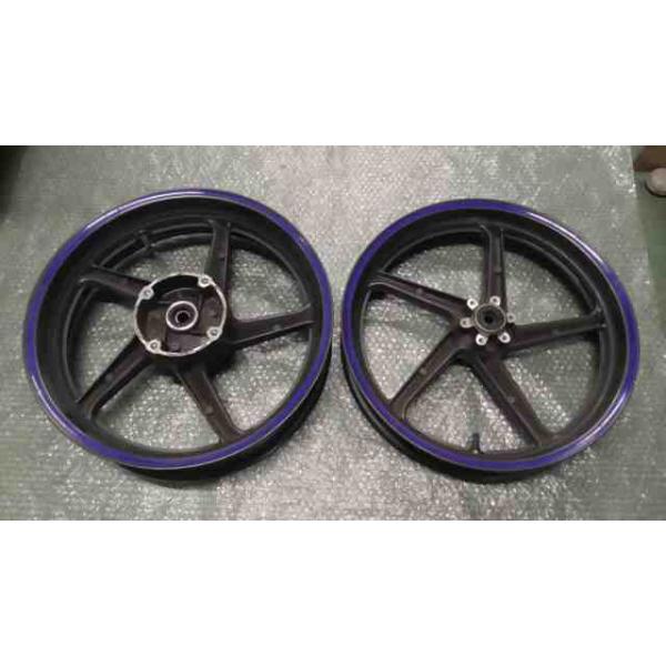 VTR250 FI MC33-1400xxx の ホイールセット *1754364256 中古 : バイク