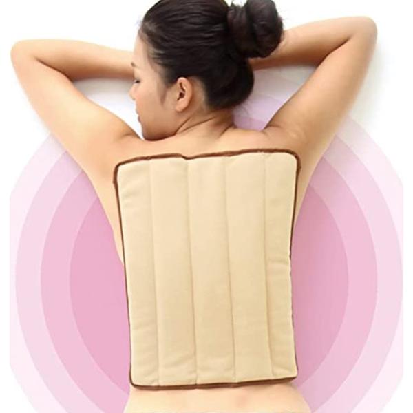 電子レンジでチンするだけで、じんわりスチームがココロとカラダをやさしく癒してくれます。特殊セラミックビーズを使用しており、空気中の水分を吸収・蓄積し、レンジの高周波により発熱・蒸気発生させます。これにより蒸気がじんわりと体を温め、芯までポカ...