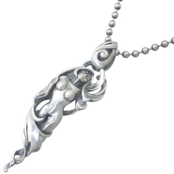 ミディアム プリヴィリッジ2nd シルバーペンダントトップ Mad Graffiti