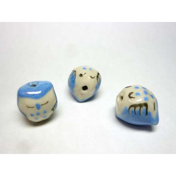 ■陶器ビーズ■おやすみフクロウ 丸型 ブルー 約14個 06-1074