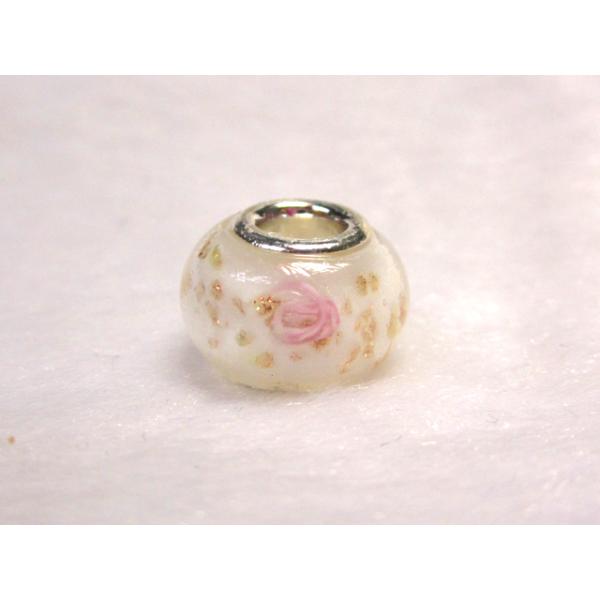 大穴◆チャームビーズ◆【１個】 約10×14mm 約5mm穴 花模様 白 06-1431