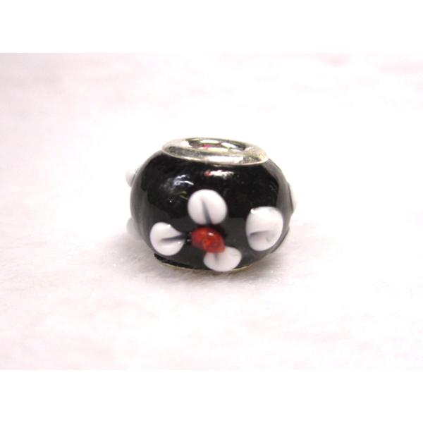 大穴◆チャームビーズ◆【１個】 約10×14mm 約5mm穴 立体花模様 黒 06-1438
