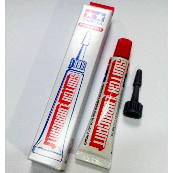 [ 商品名 ]RC用 メンテナンス材 No.23 タミヤ 接点 グリス[ 特徴 ]激しいスライドを繰り返すRCカーの機械式スピードコントローラーに最適なグリスです。発熱しても流れにくいので、接点にたっぷりとつけてください。動きをスムーズにす...