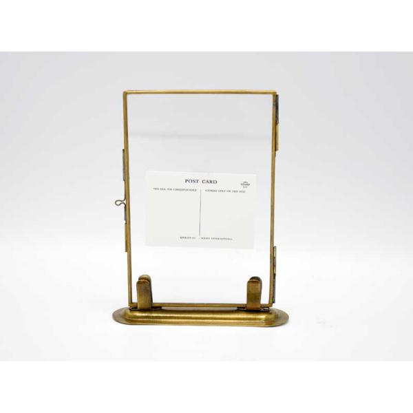 アンティーク調のフォトフレーム アジアン雑貨Brass Photo Frame Postcard Standブラス フォトフレーム ポストカード スタンド真鍮フレームのアンティーク調フォトフレーム。ポストカードサイズまで飾ることができ、写真...