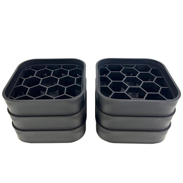 日本ポリ鉢販売株式会社と「R3LABO」の共同開発で生まれた鉢皿です。ネガミエルやスクエア鉢に合う鉢皿を見つけました!!網目状のインナーが鉢底を浮かせてくれるので、水やり直後も安心です。---------------------------...